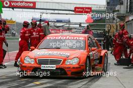 29.04.2005 Klettwitz, Germany,  Pitstop practice of Alexandros Margaritis (GRC), Mücke Motorsport, AMG-Mercedes C-Klasse - DTM 2005 at Eurospeedway Lausitzring (Deutsche Tourenwagen Masters)