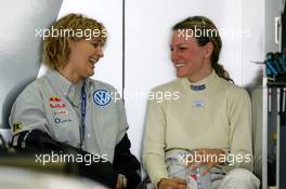 30.04.2005 Klettwitz, Germany,  Tina Thörner (SWE), girlfriend of Mattias Ekström (SWE) (left), having a laugh with Christina Surer (AUT), girlfriend of Christian Abt (GER) (right) - DTM 2005 at Eurospeedway Lausitzring (Deutsche Tourenwagen Masters)