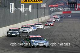 01.05.2005 Klettwitz, Germany,  Gary Paffett (GBR), DaimlerChrysler Bank AMG-Mercedes, AMG-Mercedes C-Klasse, leading the race - DTM 2005 at Eurospeedway Lausitzring (Deutsche Tourenwagen Masters)