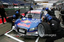 16.09.2005 Klettwitz, Germany,  Pitstop practice of Mattias Ekström (SWE), Audi Sport Team Abt Sportsline, Audi A4 DTM - DTM 2005 at Lausitzring (Deutsche Tourenwagen Masters)