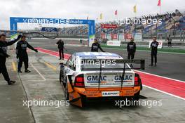 17.09.2005 Klettwitz, Germany,  Marcel Fässler (SUI), Opel Performance Center, Opel Vectra GTS V8, returning to the pits - DTM 2005 at Lausitzring (Deutsche Tourenwagen Masters)