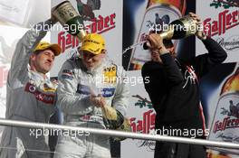 23.10.2005 Hockenheim, Germany,  Gary Paffett (GBR), DaimlerChrysler Bank AMG-Mercedes, AMG-Mercedes C-Klasse, Bernd Schneider (GER), Vodafone AMG-Mercedes, AMG-Mercedes C-Klasse- DTM 2005 at Hockenheimring Baden-Württemberg (Deutsche Tourenwagen Masters)