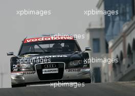 30.09.2005 Istanbul, Turkey, Allan McNish (GBR), Audi Sport Team Abt, Audi A4 DTM, driving out of the pitbox - DTM 2005 at Istanbul Otodromo Speed Park (Deutsche Tourenwagen Masters)