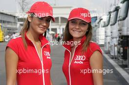01.10.2005 Istanbul, Turkey, Audi promotion girls - DTM 2005 at Istanbul Otodromo Speed Park (Deutsche Tourenwagen Masters)