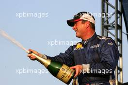 16.07.2005 Nürnberg, Germany,  Podium, Nigel Mansell (GBR), sprating champaign - DTM 2005 Race of the Legends at Norisring (Deutsche Tourenwagen Masters)