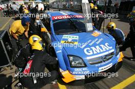 15.07.2005 Nürnberg, Germany,  Pitstop practice by /Marcel Fässler (SUI), Opel Performance Center, Opel Vectra GTS V8 - DTM 2005 at Norisring (Deutsche Tourenwagen Masters)