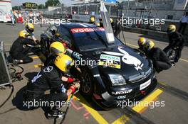 15.07.2005 Nürnberg, Germany,  Practice pitstop of Laurent Aiello (FRA), Opel Performance Center, Opel Vectra GTS V8 - DTM 2005 at Norisring (Deutsche Tourenwagen Masters)