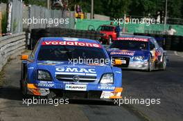 17.07.2005 Nürnberg, Germany,  Marcel Fässler (SUI), Opel Performance Center, Opel Vectra GTS V8, leads Mattias Ekström (SWE), Audi Sport Team Abt Sportsline, Audi A4 DTM - DTM 2005 at Norisring (Deutsche Tourenwagen Masters)