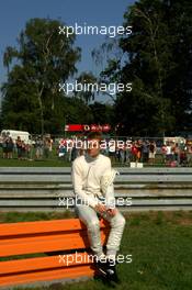 17.07.2005 Nürnberg, Germany,  Jamie Green (GBR), Salzgitter AMG-Mercedes, AMG-Mercedes C-Klasse, sitting on the barrier at the pre-grid - DTM 2005 at Norisring (Deutsche Tourenwagen Masters)