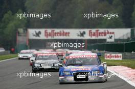 15.05.2005 Francorchamps, Belgium,  Start of the race, with Mattias Ekström (SWE), Audi Sport Team Abt Sportsline, Audi A4 DTM, leading in front of Mika Häkkinen (FIN), Sport Edition AMG-Mercedes, AMG-Mercedes C-Klasse - DTM 2005 at Spa Francorchamps, Belgium (Deutsche Tourenwagen Masters)