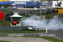 26.08.2005 Zandvoort, The Netherlands,  Bruno Spengler (CDN), Junge Gebrauchte von Mercedes, AMG-Mercedes C-Klasse, spinning off - DTM 2005 at Circuit Park Zandvoort (Deutsche Tourenwagen Masters)
