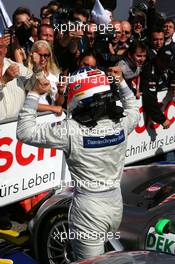 28.08.2005 Zandvoort, The Netherlands,  Race winner Gary Paffett (GBR), DaimlerChrysler Bank AMG-Mercedes - DTM 2005 at Circuit Park Zandvoort (Deutsche Tourenwagen Masters)