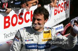 28.08.2005 Zandvoort, The Netherlands,  Race winner Gary Paffett (GBR), DaimlerChrysler Bank AMG-Mercedes, Portrait - DTM 2005 at Circuit Park Zandvoort (Deutsche Tourenwagen Masters)