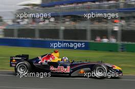 04.03.2005 Melbourne, Australia, David Coulthard, GBR, Red Bull Racing, RB1 - Friday, March, Formula 1 World Championship, Rd 1, Australian Grand Prix, Practice