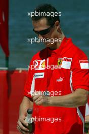 03.03.2005 Melbourne, Australia, Vodafone Event (Beach Volleyball) at the St. Kilda Beach - Michael Schumacher, GER, Ferrari - Thursday, March, Formula 1 World Championship, Rd 1, Australian Grand Prix