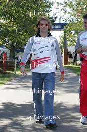 03.03.2005 Melbourne, Australia, Jarno Trulli, ITA, Toyota, Panasonic Toyota Racing - Thursday, March, Formula 1 World Championship, Rd 1, Australian Grand Prix