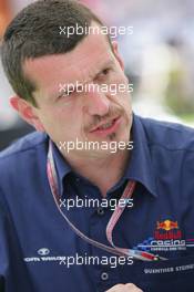 03.03.2005 Melbourne, Australia, Gunther Steiner, ITA, Red Bull Racing Technical director - Thursday, March, Formula 1 World Championship, Rd 1, Australian Grand Prix