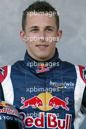 03.03.2005 Melbourne, Australia, Christian Klien, AUT, Red Bull Racing -  Portrait Shooting - Thursday, March, Formula 1 World Championship, Rd 1, Australian Grand Prix