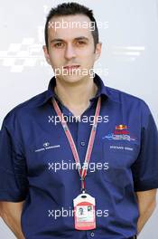 03.03.2005 Melbourne, Australia, Stefano Sordo, David Coulthard's race engineer - Thursday, March, Formula 1 World Championship, Rd 1, Australian Grand Prix