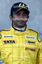 03.03.2005 Melbourne, Australia, Narain Karthikeyan, IND, Jordan -  Portrait Shooting - Thursday, March, Formula 1 World Championship, Rd 1, Australian Grand Prix