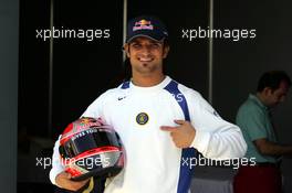 02.03.2005 Melbourne, Australia, Vitantonio Liuzzi, ITA, Red Bull Racing - Wednesday, March, Formula 1 World Championship, Rd 1, Australian Grand Prix