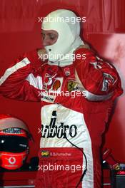 28.01.2005 Barcelona, Spain, First Roll Out of the Ferrari with the new aerodynamic wings / F2004M pre version - Michael Schumacher, GER, Ferrari - Friday, January, Formula 1 Testing, Circuit de Catalunya (ESP)