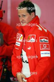 28.01.2005 Barcelona, Spain, MS stopped around 4.15pm on the track - First Roll Out of the Ferrari with the new aerodynamic wings / F2004M pre version - Michael Schumacher, GER, Ferrari - Friday, January, Formula 1 Testing, Circuit de Catalunya (ESP)