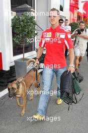 08.09.2005 Spa Francorchamps, Belgium,  Michael Schumacher, GER, Ferrari with his dog Shiva - September, Formula 1 World Championship, Rd 16, Belgian Grand Prix, Thursday