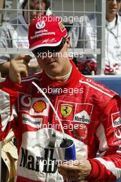 03.04.2005 Manama, Bahrain, Michael Schumacher, GER, Ferrari - Sunday, April, Formula 1 World Championship, Rd 3, Bahrain Grand Prix, BHR, Grid