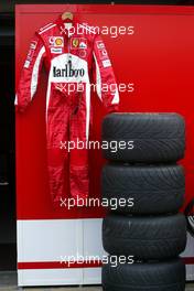 23.09.2005 Sao Paulo, Brazil,  The overalls of Michael Schumacher, GER, Ferrari - September, Formula 1 World Championship, Rd 17, Brazilian Grand Prix, Friday