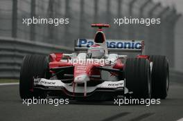 14.10.2005 Shanghai, China,  Jarno Trulli, ITA, Toyota, Panasonic Toyota Racing - October, Formula 1 World Championship, Rd 19, Chinese Grand Prix, Friday Practice