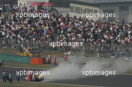 16.10.2005 Shanghai, China,  Narain Karthikeyan, IND, Jordan crashed - October, Formula 1 World Championship, Rd 19, Chinese Grand Prix, Sunday Race