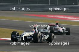 16.10.2005 Shanghai, China,  Mark Webber, AUS, BMW WilliamsF1 Team, FW27, Action, Track - October, Formula 1 World Championship, Rd 19, Chinese Grand Prix, Sunday Race
