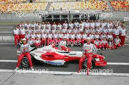 15.10.2005 Shanghai, China,  The Toyota team photo - October, Formula 1 World Championship, Rd 19, Chinese Grand Prix, Saturday