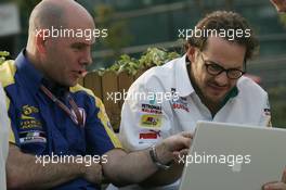 15.10.2005 Shanghai, China,  Jock Clear, GBR, BAR Senior Race Engineer with Jacques Villeneuve, CDN, Sauber Petronas - October, Formula 1 World Championship, Rd 19, Chinese Grand Prix, Saturday