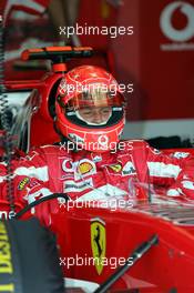 27.05.2005 Nuerburg, Germany,  Michael Schumacher, GER, Scuderia Ferrari Marlboro, F2005, Pitlane, Box, Garage - May, Formula 1 World Championship, Rd 7, European Grand Prix, Nürburgring, GER, Practice