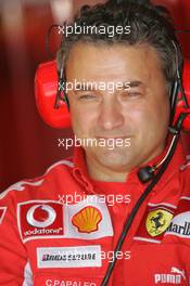 27.05.2005 Nuerburg, Germany,  C. Papaleo mechanic at the car of Michael Schumacher, GER, Ferrari - May, Formula 1 World Championship, Rd 7, European Grand Prix, Nürburgring, GER