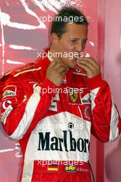 27.05.2005 Nuerburg, Germany,  Michael Schumacher, GER, Scuderia Ferrari Marlboro, F2005, Pitlane, Box, Garage - May, Formula 1 World Championship, Rd 7, European Grand Prix, Nürburgring, GER