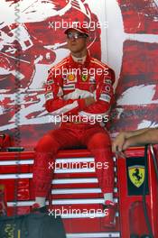 27.05.2005 Nuerburg, Germany,  Michael Schumacher, GER, Scuderia Ferrari Marlboro, F2005, Pitlane, Box, Garage - May, Formula 1 World Championship, Rd 7, European Grand Prix, Nürburgring, GER, Practice