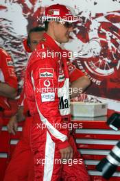 27.05.2005 Nuerburg, Germany,  Michael Schumacher, GER, Scuderia Ferrari Marlboro, F2005, Pitlane, Box, Garage - May, Formula 1 World Championship, Rd 7, European Grand Prix, Nürburgring, GER, Practice