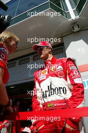 27.05.2005 Nuerburg, Germany,  Sabine Kehm, Michael Schumacher's personal press officer and Michael Schumacher, GER, Ferrari - May, Formula 1 World Championship, Rd 7, European Grand Prix, Nürburgring, GER, Practice