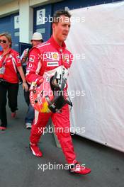 28.05.2005 Nuerburg, Germany,  Michael Schumacher, GER, Ferrari after the Qualifying - May, Formula 1 World Championship, Rd 7, European Grand Prix, Nürburgring, GER