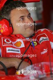 28.05.2005 Nuerburg, Germany,  C. Papaleo mechanic at the car of Michael Schumacher, GER, Ferrari - May, Formula 1 World Championship, Rd 7, European Grand Prix, Nürburgring, GER, Practice