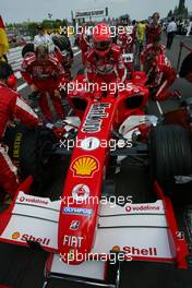 29.05.2005 Nuerburg, Germany,  Michael Schumacher, GER, Ferrari - May, Formula 1 World Championship, Rd 7, European Grand Prix, Nürburgring, GER, Grid