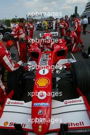 29.05.2005 Nuerburg, Germany,  Michael Schumacher, GER, Ferrari - May, Formula 1 World Championship, Rd 7, European Grand Prix, Nürburgring, GER, Grid