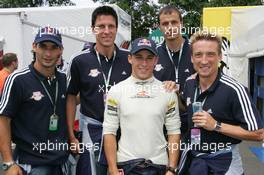 01.07.2005 Magny-Cours, France,  The Red Bull Salzburg football team visited the Red Bull Racing team and Christian Klien, AUT, Red Bull Racing  - July, Formula 1 World Championship, Rd 10, French Grand Prix, Magny Cours, France