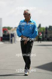 01.07.2005 Magny-Cours, France,  Flavio Briatore, ITA, Renault, Teamchief, Managing Director - July, Formula 1 World Championship, Rd 10, French Grand Prix, Magny Cours, France