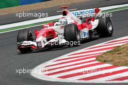 01.07.2005 Magny-Cours, France,  Jarno Trulli (ITA), Panasonic Toyota Racing TF105- July, Formula 1 World Championship, Rd 10, French Grand Prix, Magny Cours, France, Practice