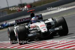 03.07.2005 Magny-Cours, France,  Jenson Button, GBR, Lucky Strike BAR Honda 007, Action, Track - July, Formula 1 World Championship, Rd 10, French Grand Prix, Magny Cours, France, Race