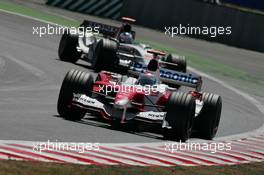 03.07.2005 Magny-Cours, France,  Jarno Trulli, ITA, Toyota, Panasonic Toyota Racing, TF105, Action, Track - July, Formula 1 World Championship, Rd 10, French Grand Prix, Magny Cours, France, Race